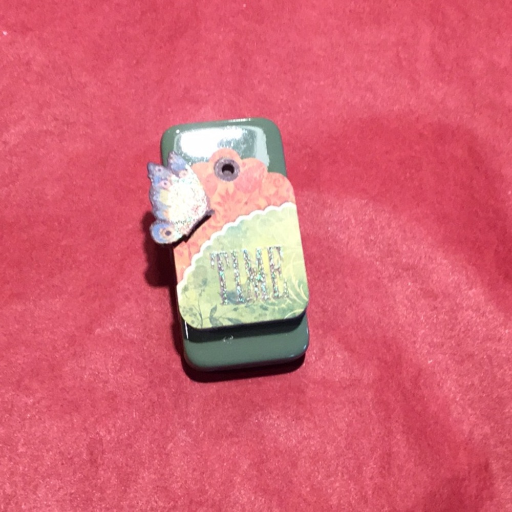 Handmade pin